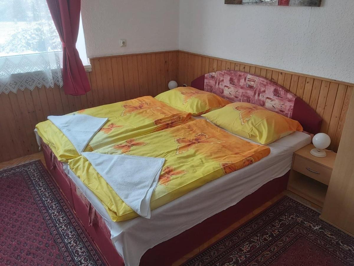 Penzion Fontána Hotel Náměšť nad Oslavou Exterior foto