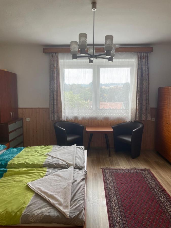 Penzion Fontána Hotel Náměšť nad Oslavou Exterior foto